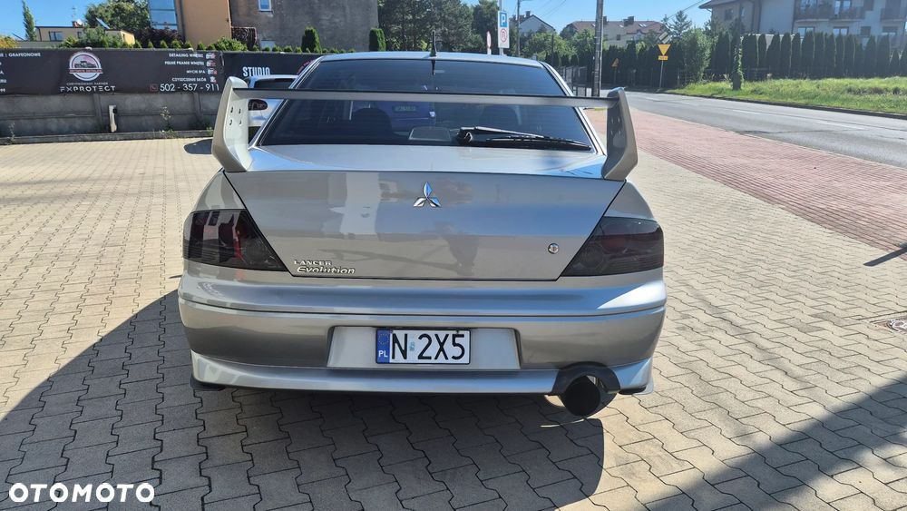 Mitsubishi Lancer Evolution - 5