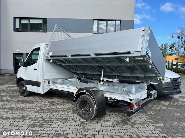 Mercedes-Benz Sprinter 517 CDI - 16
