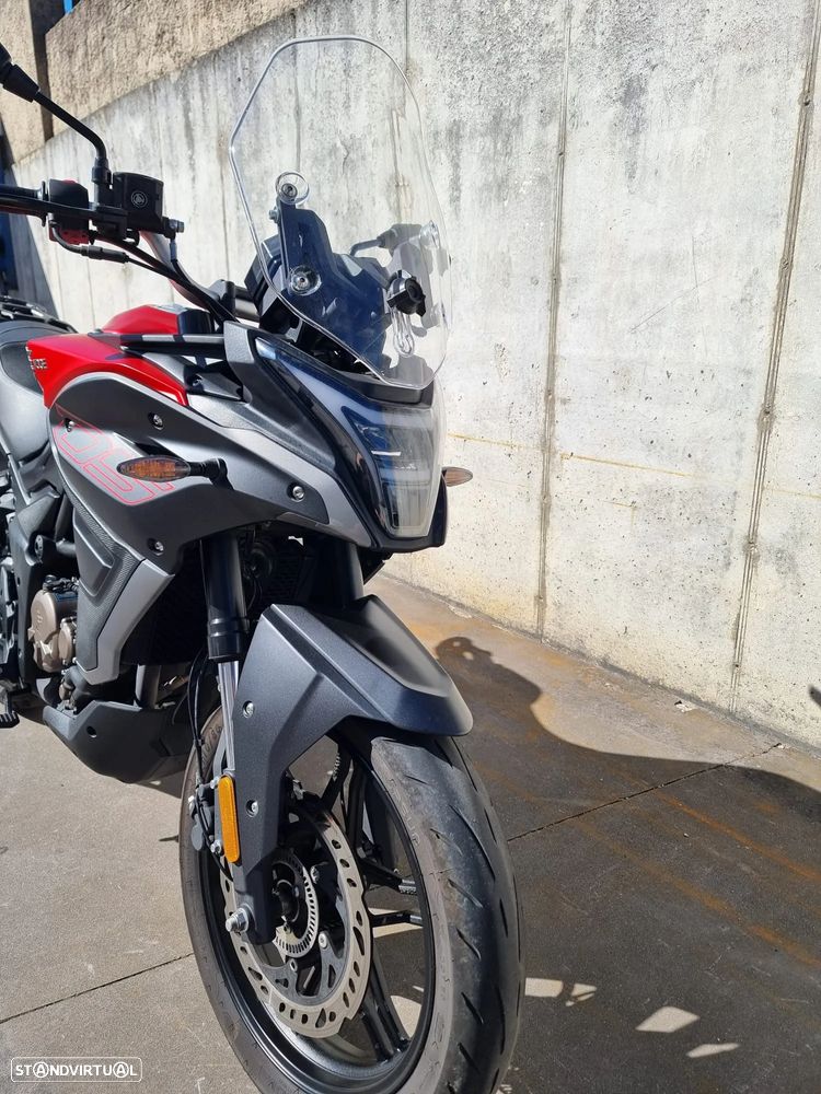 Voge 300DS - 4