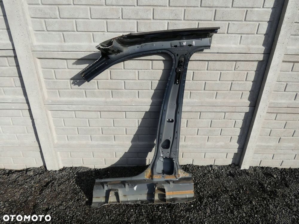 VOLVO XC90 II SŁUPEK ŚRODKOWY PRAWY ĆWIARTKA - 2