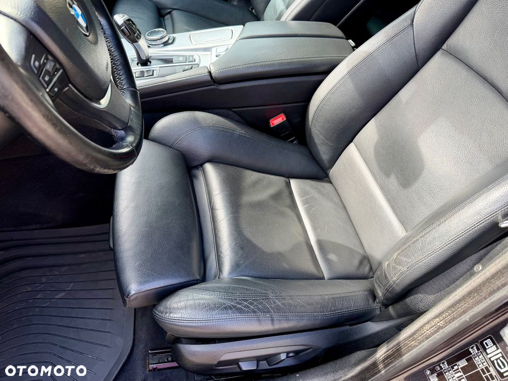 BMW Seria 5 520d Sport-Aut - 20