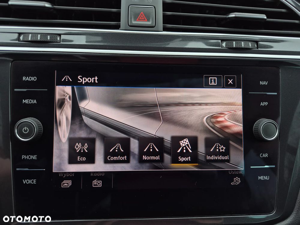 Volkswagen Tiguan 2.0 TSI BMT 4Mot Highline DSG - 37