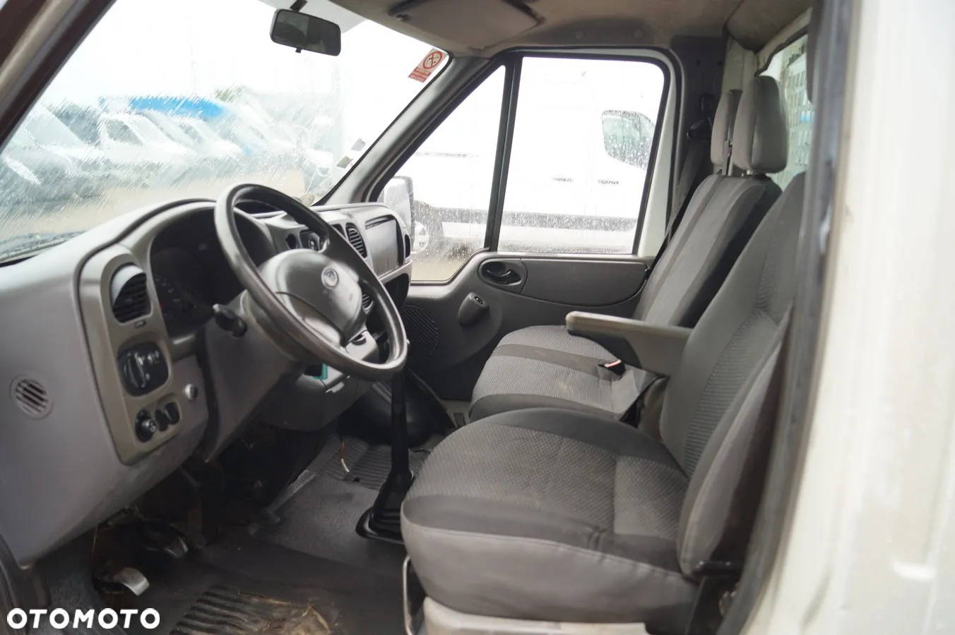 Ford Transit - 18