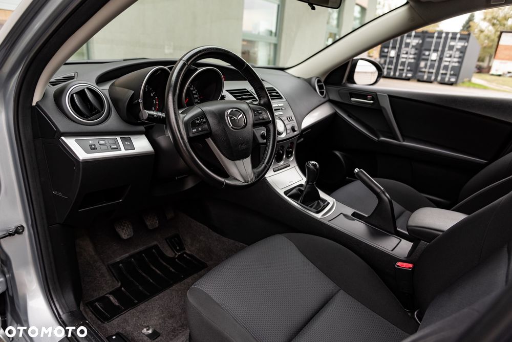 Mazda 3 1.6 Sport Comfort - 17