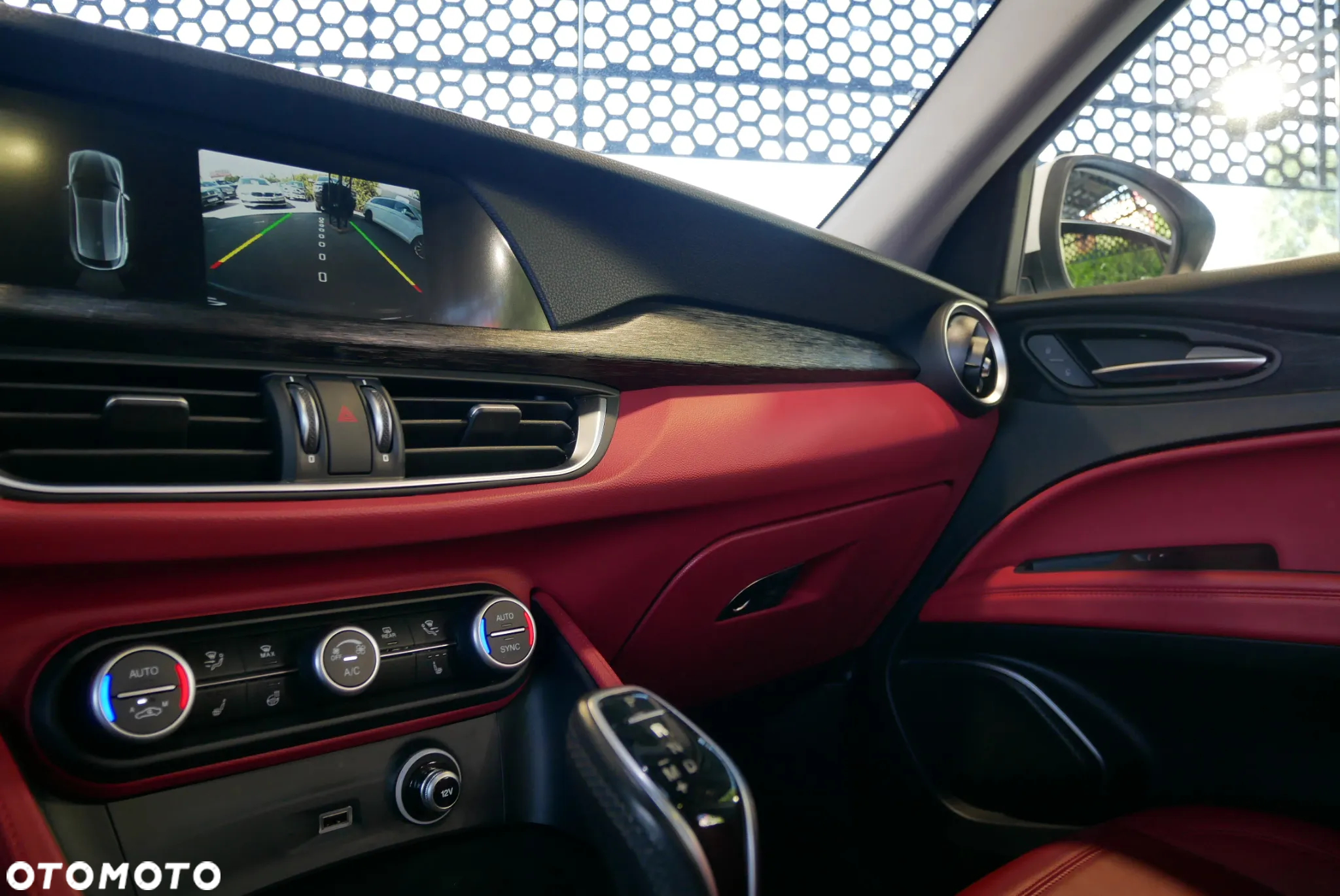 Alfa Romeo Stelvio - 22