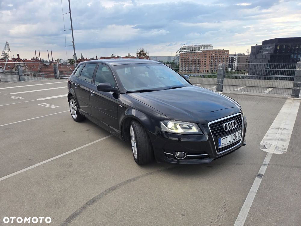 Audi A3 Sportback 2.0 TDI DPF S line Sportpaket plus - 2