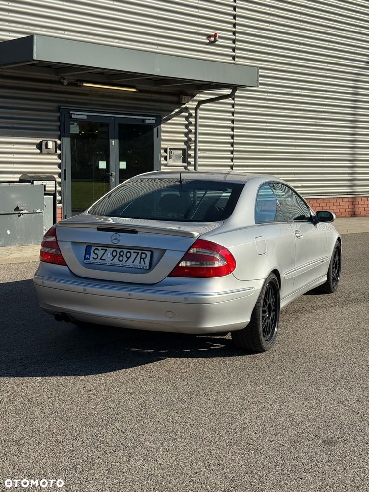 Mercedes-Benz CLK - 7