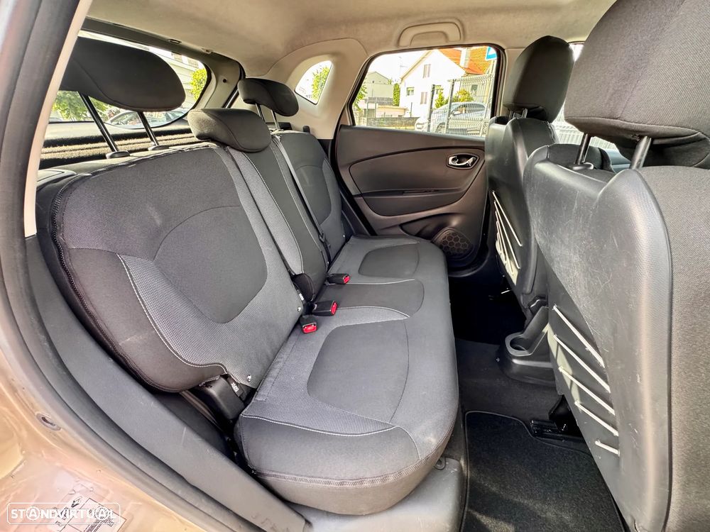Renault Captur 0.9 TCE - 17