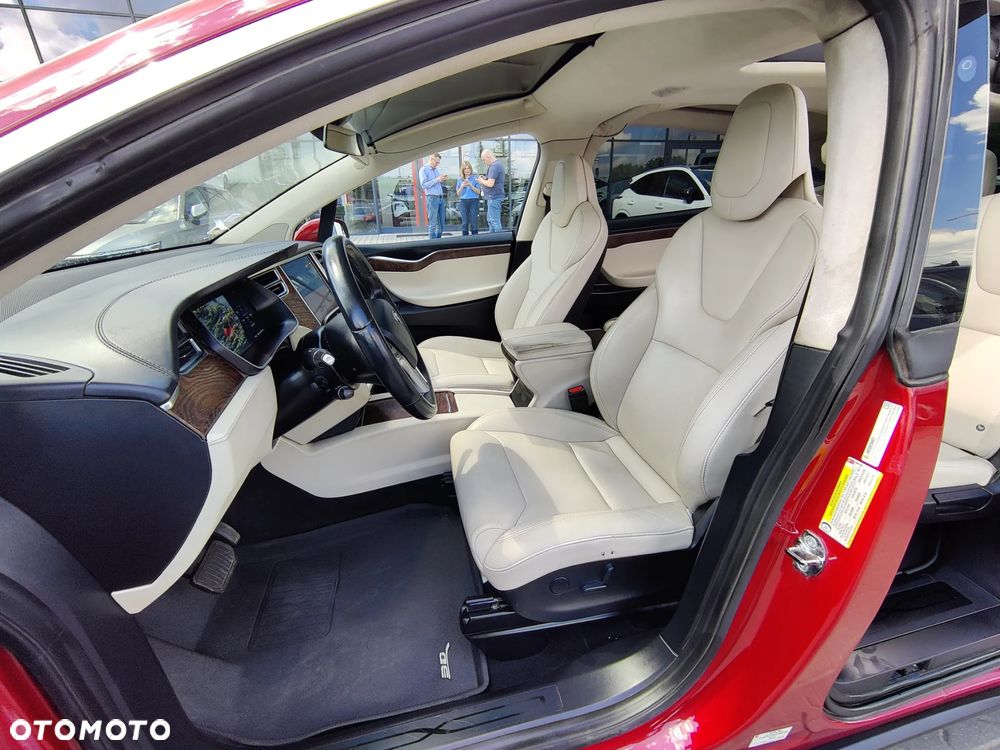 Tesla Model X Long Range Plus - 15