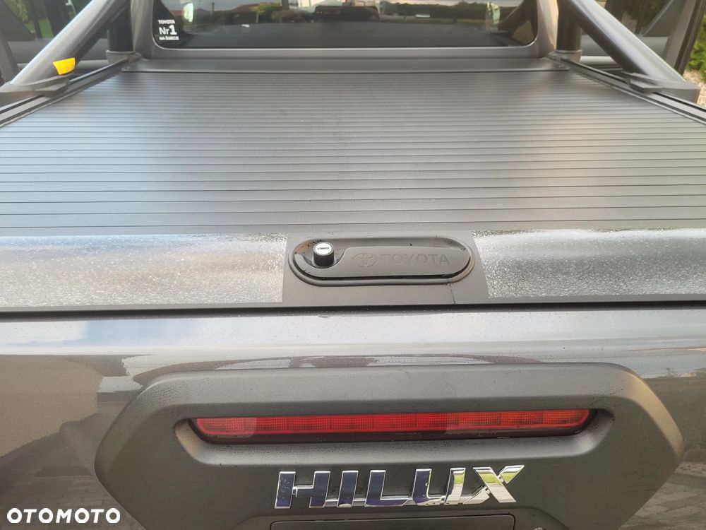 Toyota Hilux 2.8 D-4D Double Cab Invincible 4x4 - 11