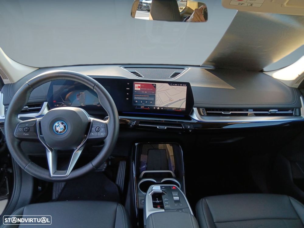 BMW iX1 eDrive20 xLine — fotografia 8