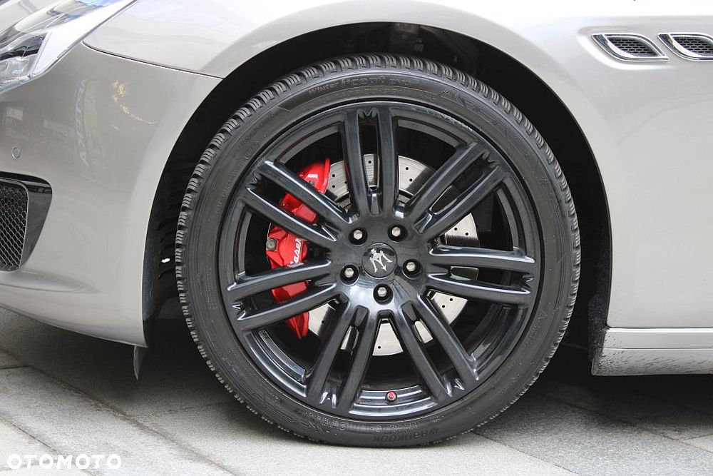 Maserati Quattroporte Modena - 10