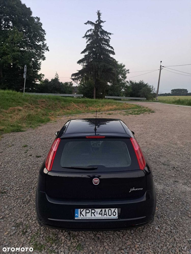 Fiat Grande Punto - 8