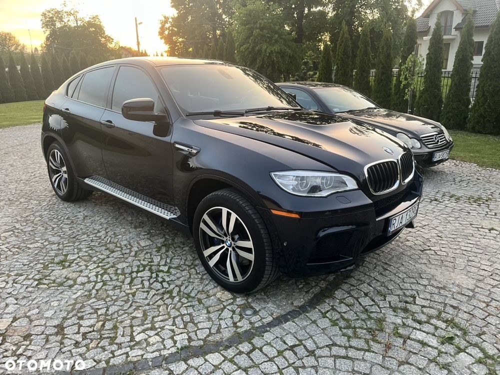 BMW X6M - 10
