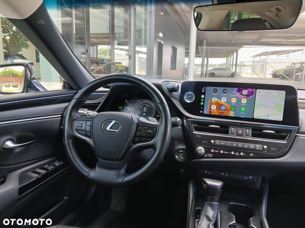 Lexus ES - 4