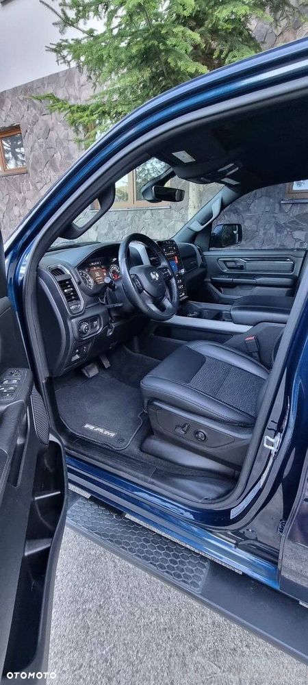 RAM 1500 5.7 Crew Cab Laramie - 6