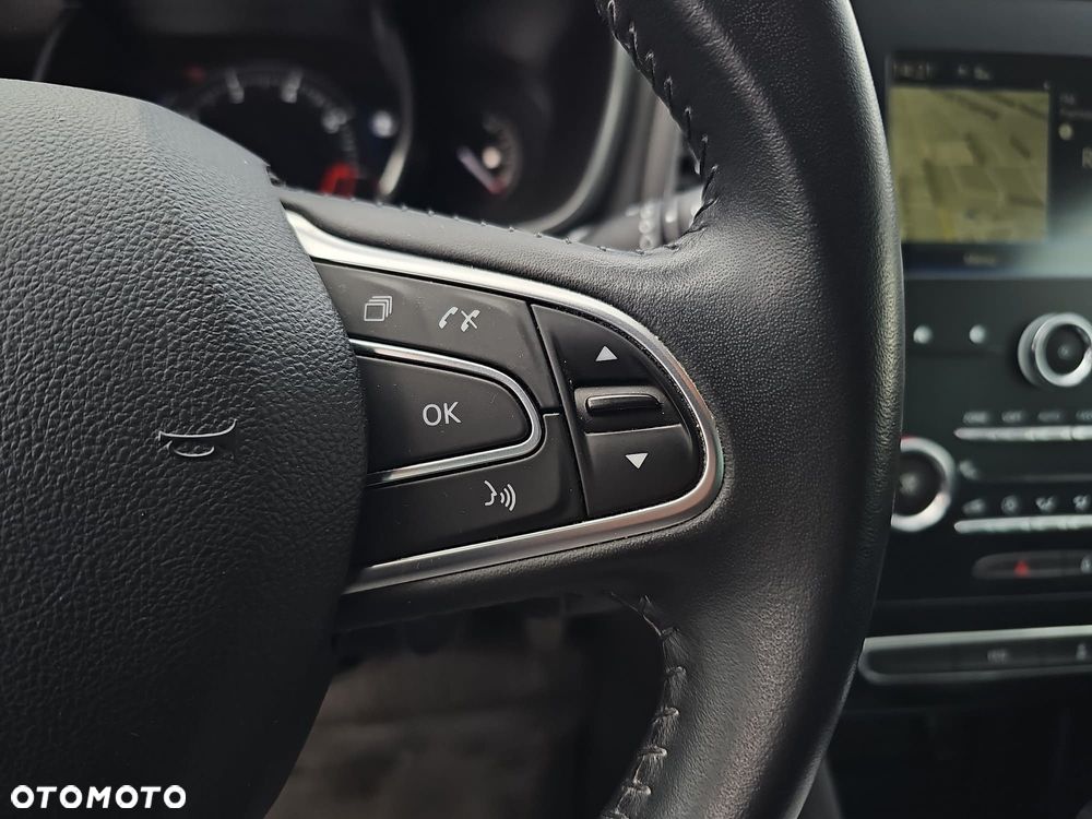 Renault Megane 1.3 TCe FAP Limited EDC - 17