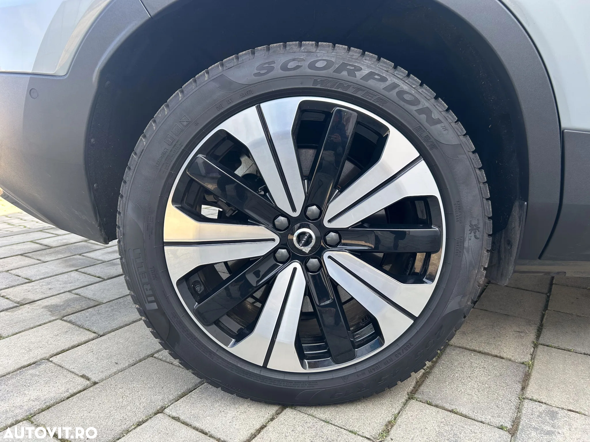 Volvo C40 Recharge Single Motor Extended Range RWD Ultimate - 8