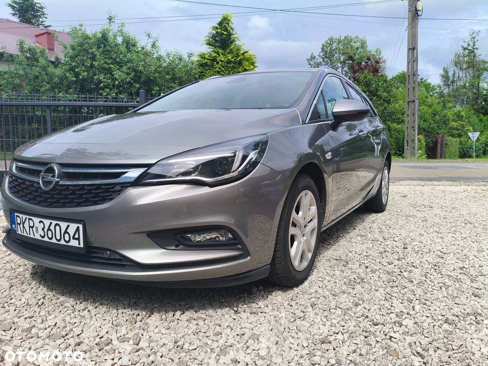 Opel Astra - 2