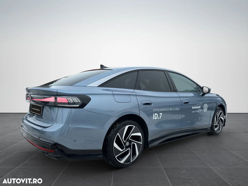 Volkswagen ID.7 77 kWh Pro - 5