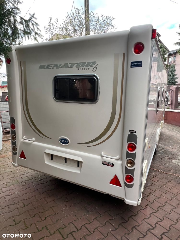 Bailey Senator 6 California - 20