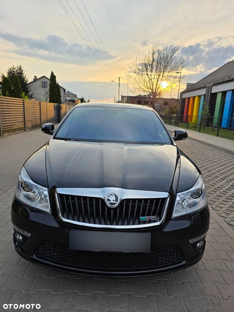Skoda Octavia 2.0 TDI DPF RS DSG - 9