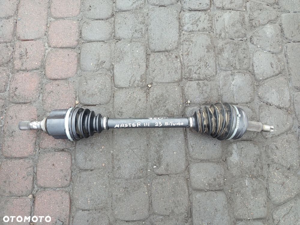 PÓŁOŚ KRÓTKA LEWA RENAULT MASTER III 2.3 BI TURBO - 1