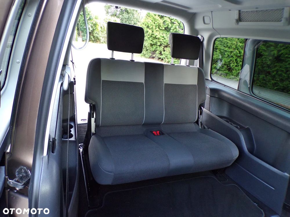Volkswagen Caddy Maxi Comfortline - 26