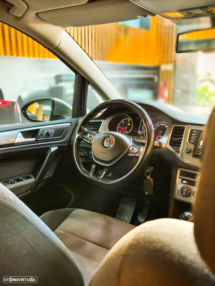 VW Golf Sportsvan - 5