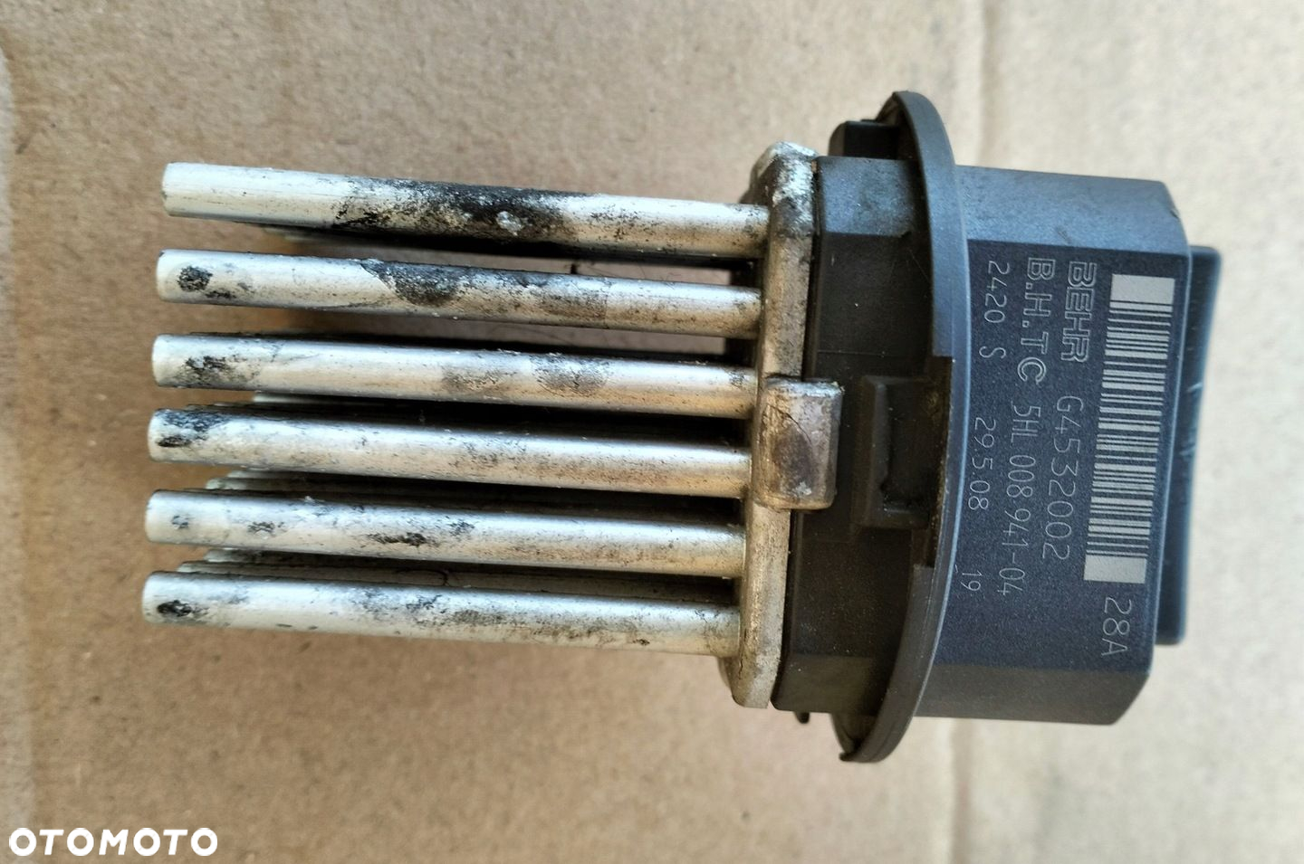 REZYSTOR OPORNICA DMUCHAWY CITROEN C5 III X7 G4532002 5HL008941-04 - 5