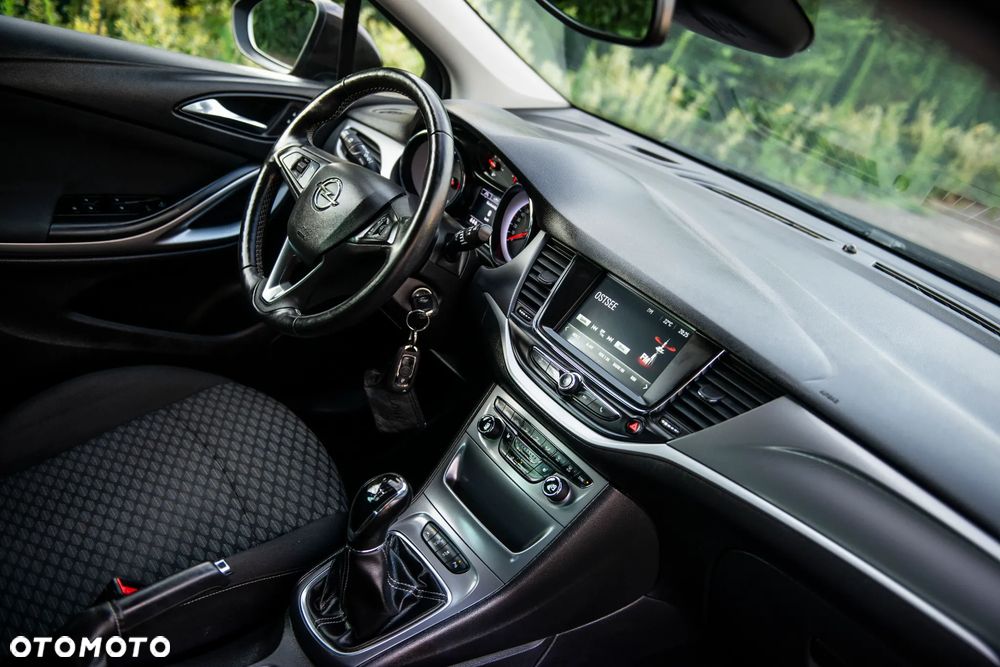 Opel Astra 1.4 Turbo Edition - 39