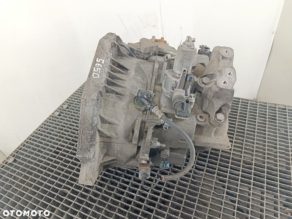 SKRZYNIA BIEGÓW MANUALNA 6 CHEVROLET CRUZE F40 2.0 D - 2