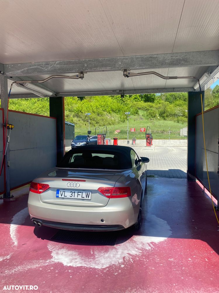 Audi A5 Cabrio 2.0 TDI - 9