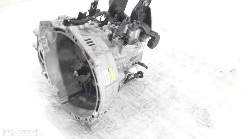 CAIXA VELOCIDADES KIA CARNIVAL / GRAND CARNIVAL III 2007 -Y061110004 - 2