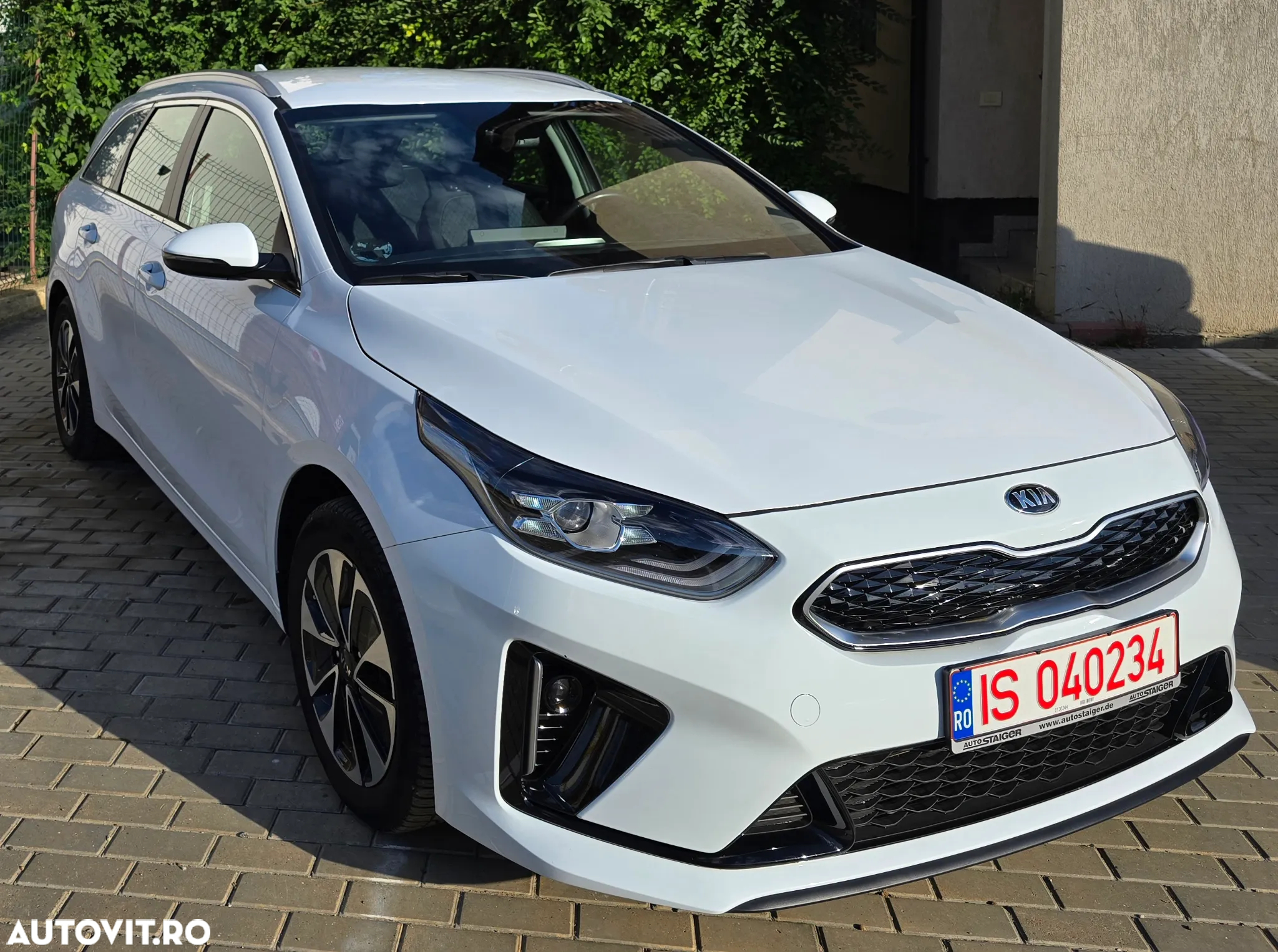 Kia Ceed SW 1.6 GDI DCT OPF Plug-in-Hybrid Vision - 9