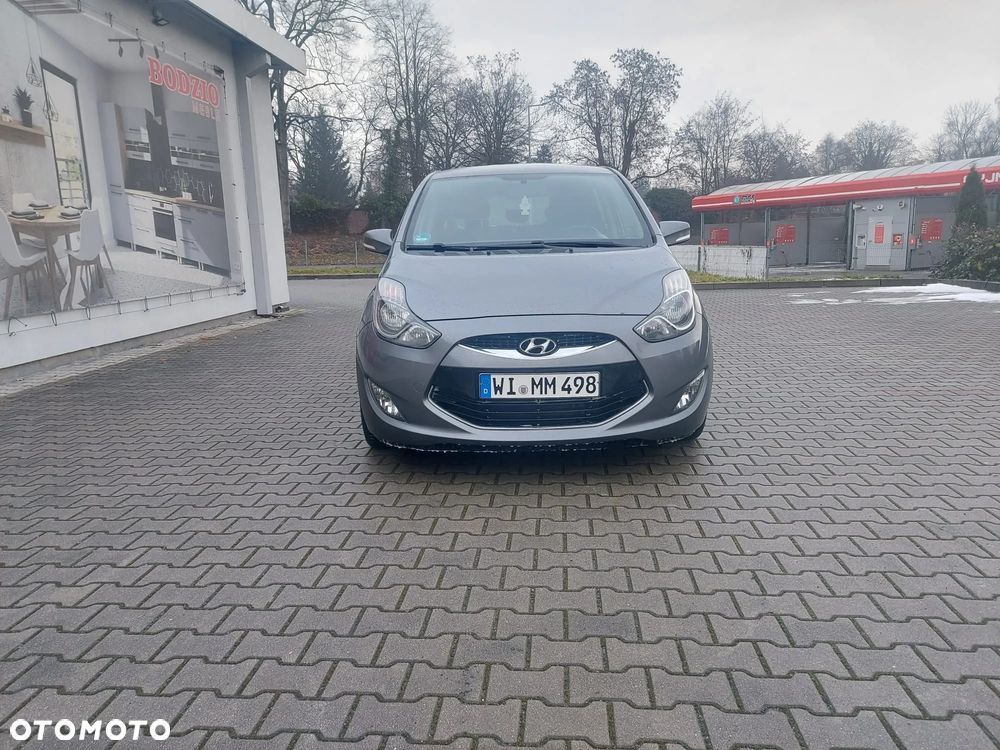 Hyundai ix20 1.6 CRDi UEFA EURO 2012 Edition - 8