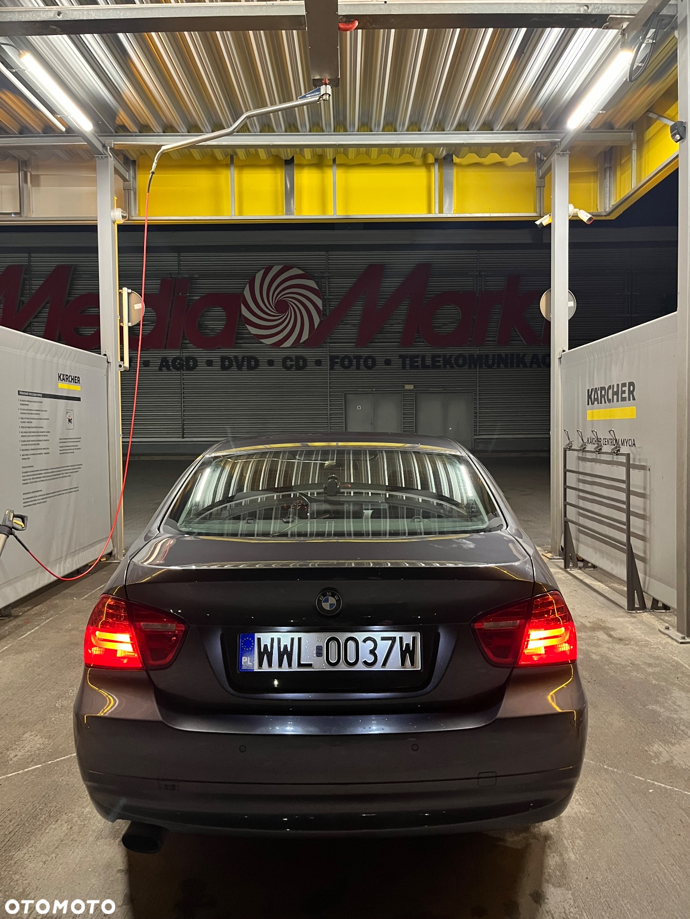 BMW Seria 3 318i - 5