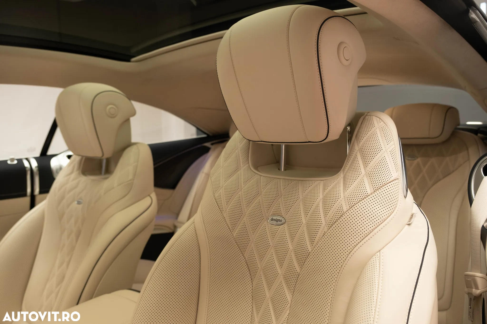 Mercedes-Benz S 450 4MATIC Coupe Aut - 32