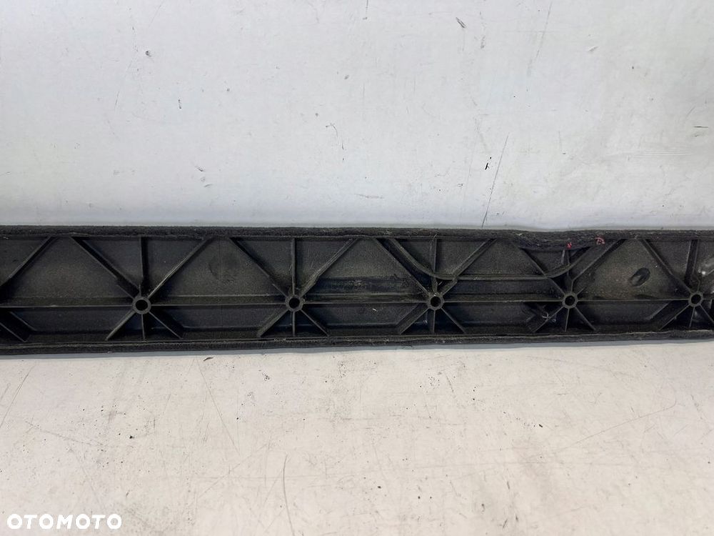 LISTWA BAGAŻNIKA LEWA AUDI Q7 4L 4L0861487 - 7