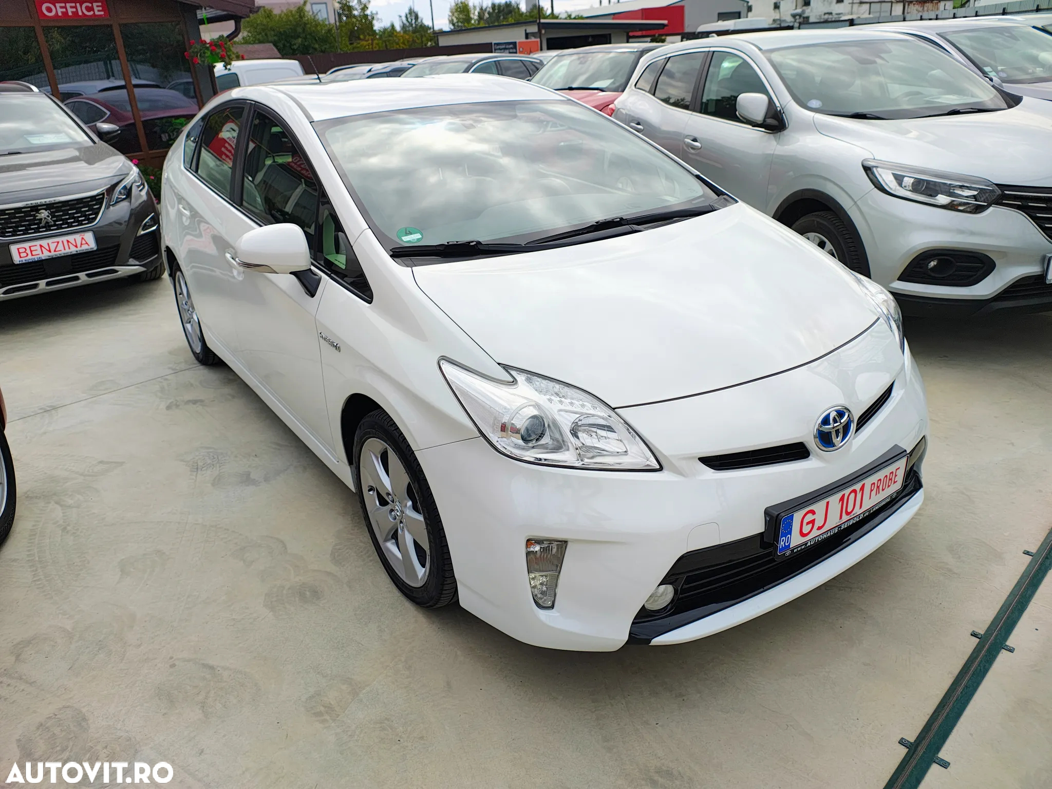 Toyota Prius 1.8 HSD Exclusive - 22