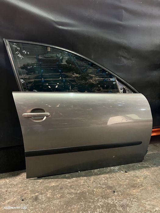 Porta frente direita Seat Ibiza / Cordoba 2005 - 2