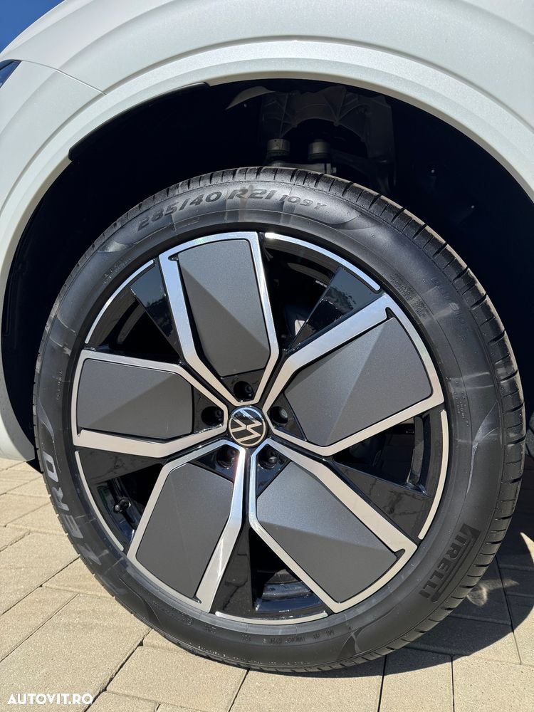 Volkswagen Touareg V6 TDI 4MOTION Elegance - 27