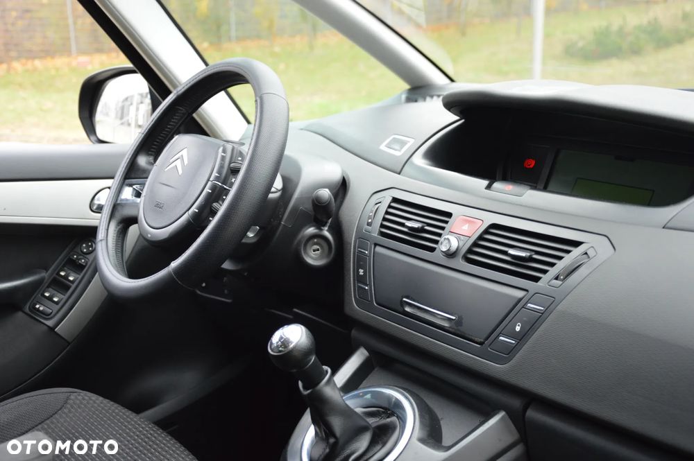 Citroën C4 Picasso 1.6 VTi Attraction - 11