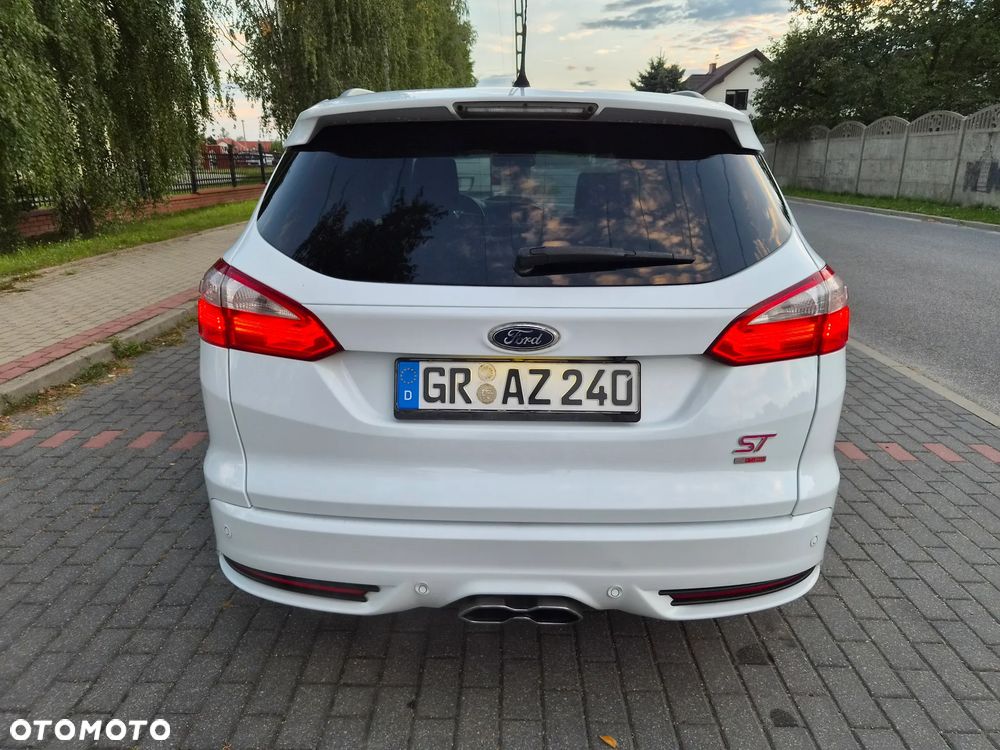 Ford Focus 2.0 EcoBoost ST mit Leder-Sport-Paket - 7