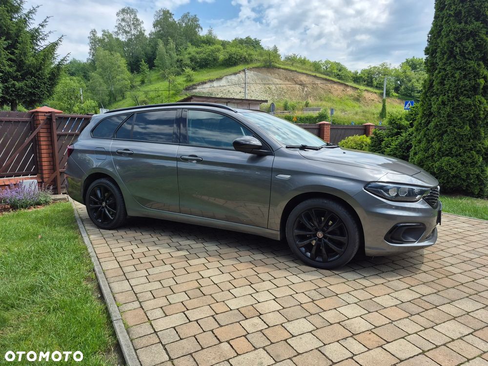 Fiat Tipo 1.4 T-Jet 16v S-Design - 2
