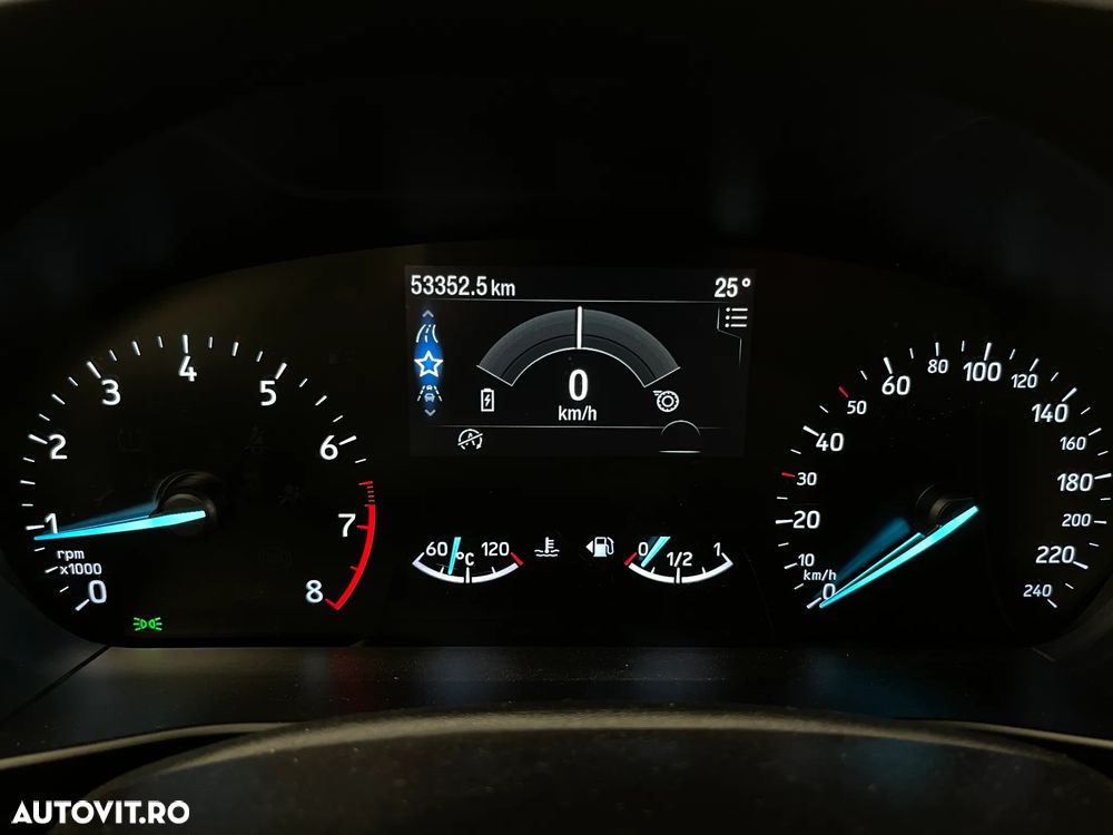 Ford Focus 1.0 EcoBoost MHEV Titanium - 27