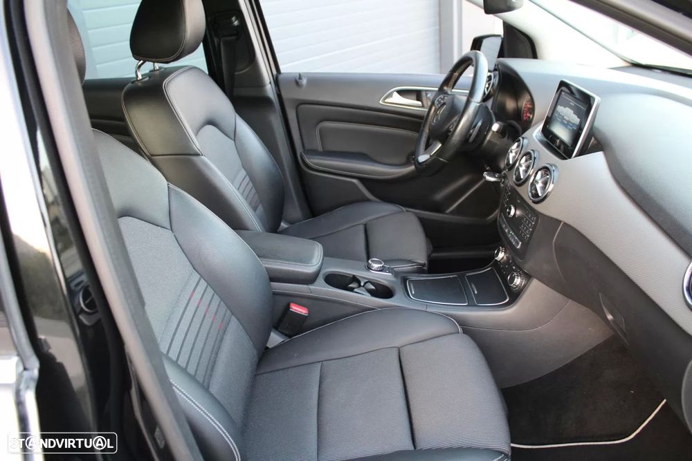 Mercedes-Benz B 180 d Urban Aut. - 16
