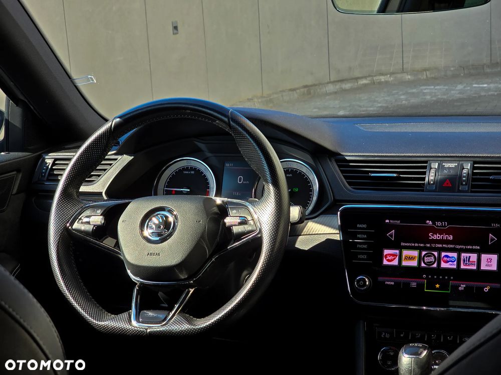 Skoda Superb 2.0 TDI SCR Sportline DSG - 20