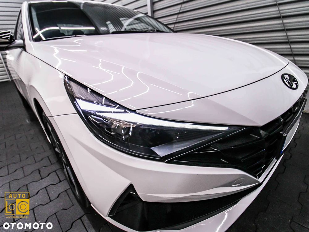 Hyundai Elantra 1.6 Executive CVT - 28