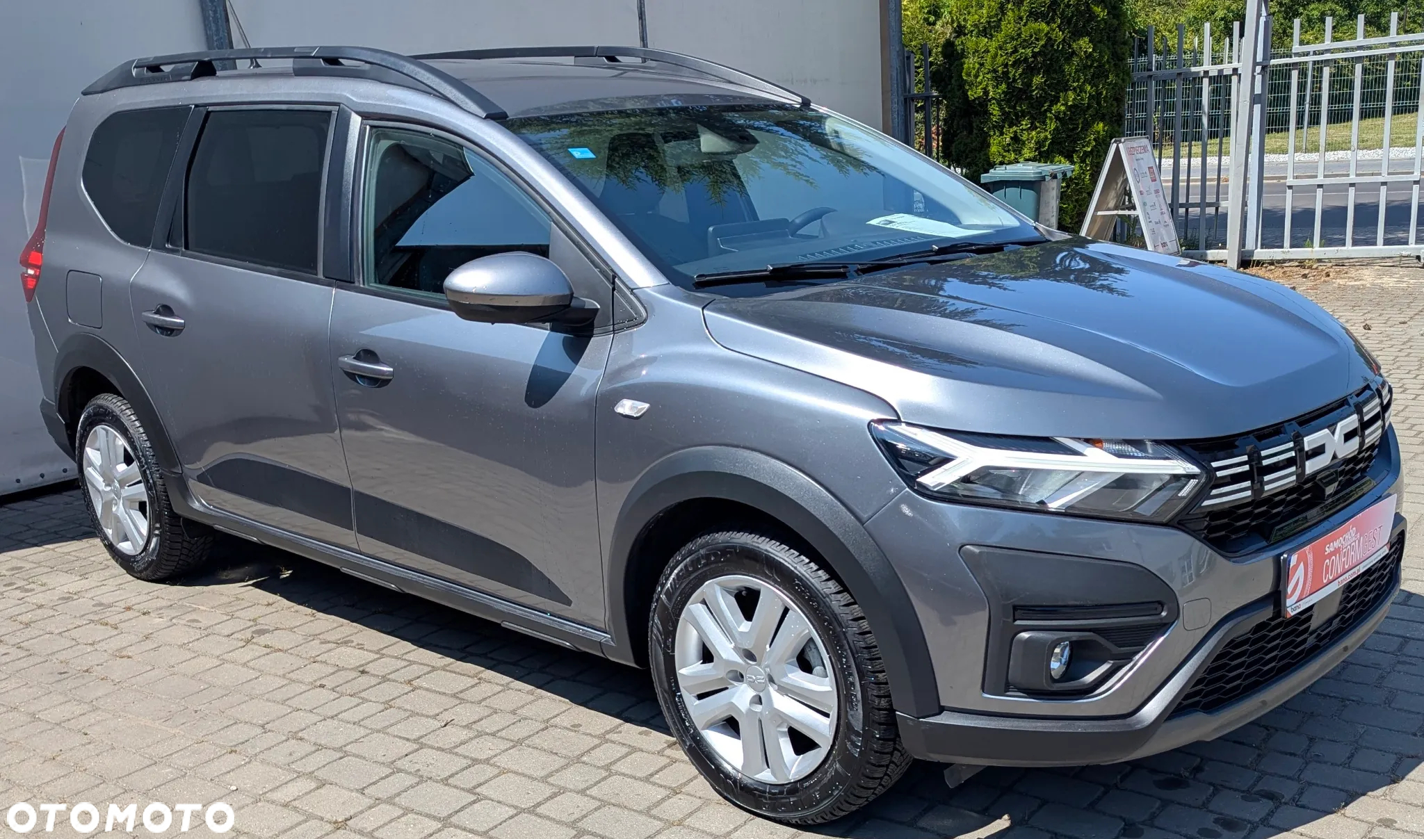 Dacia Jogger 1.0 TCe Essential 7os - 6